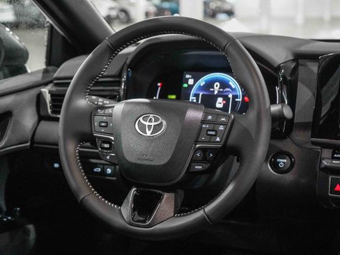 New 2026 Toyota Camry Hybrid image 18