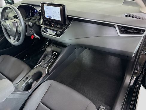 Used 2026 Toyota Corolla LE FWD image 29