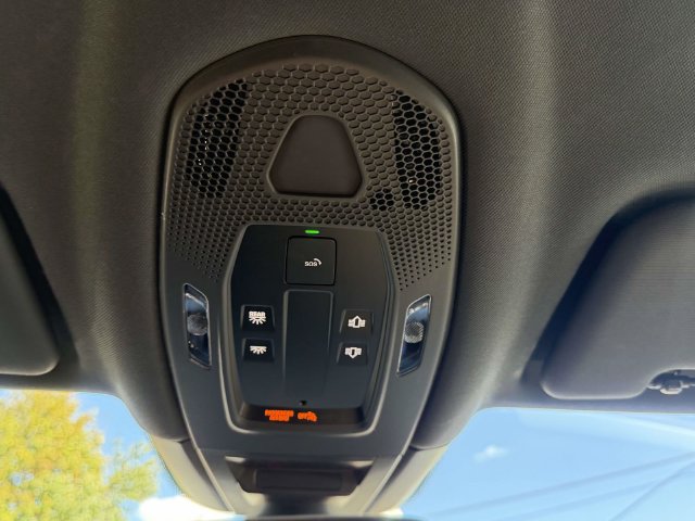 Used 2026 Porsche Cayenne S AWD/4WD image 36