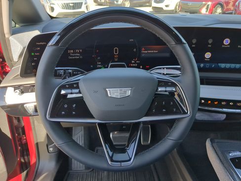 New 2026 Cadillac Optiq Luxury 1 RWD image 33