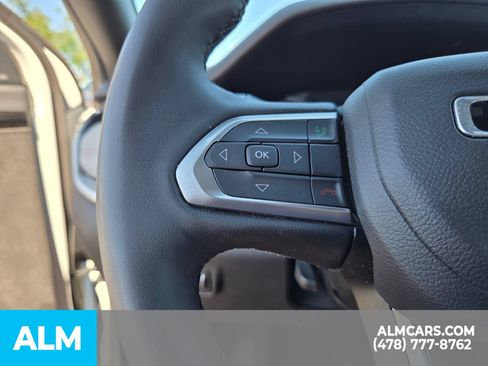 Used 2025 Jeep Compass Limited AWD/4WD image 28