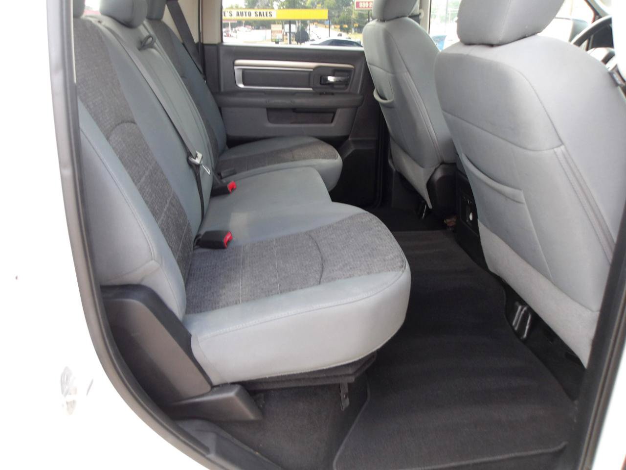 Used 2016 RAM 1500 Lone Star RWD image 8