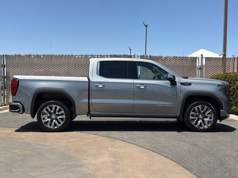 New 2026 GMC Sierra 1500 Denali w/ Denali Reserve Package AWD/4WD image 3
