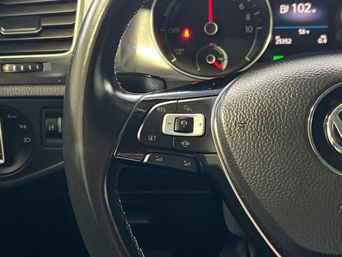 Used 2019 Volkswagen e-Golf SE w/ Driver Assistance Package image 27