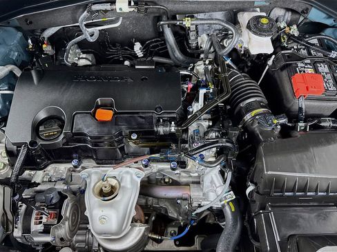 Used 2026 Honda HR-V EX-L image 39