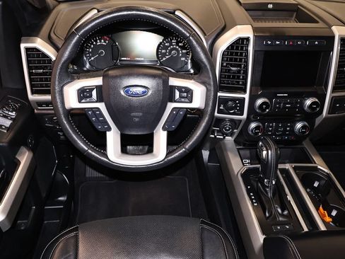 Certified 2018 Ford F150 Lariat w/ Equipment Group 502A Luxury AWD/4WD image 39