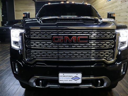 Used 2022 GMC Sierra 2500 Denali w/ Technology Package image 7