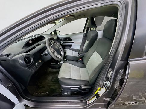 Used 2013 Toyota Prius C Three image 13