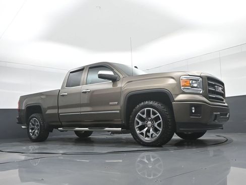 Used 2015 GMC Sierra 1500 SLE w/ All-Terrain Package AWD/4WD image 51