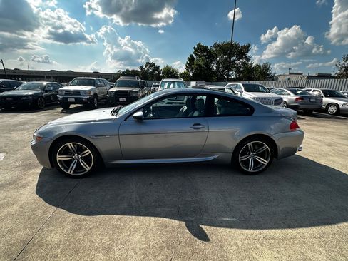 Used 2006 BMW M6 Coupe image 2