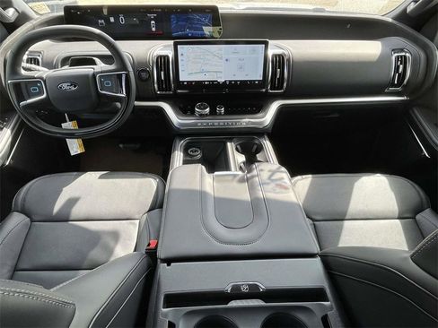 New 2025 Ford Expedition Max Platinum w/ Stealth Appearance Package image 11