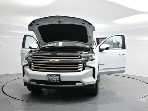 Used 2022 Chevrolet Tahoe High Country w/ Premium Package 2 AWD/4WD image 52
