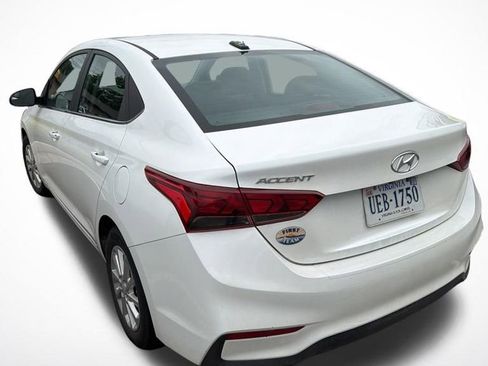 Used 2021 Hyundai Accent SEL FWD image 4