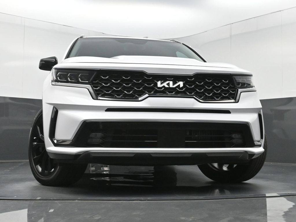 Used 2023 Kia Sorento SX FWD image 27