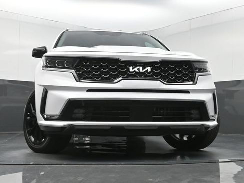 Used 2023 Kia Sorento SX FWD image 27