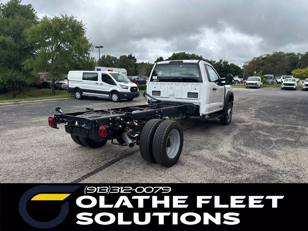 New 2026 Ford F550 4x4 Regular Cab Super Duty image 5