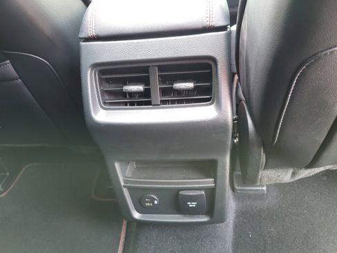 Used 2022 Ford Edge ST-Line AWD/4WD image 18