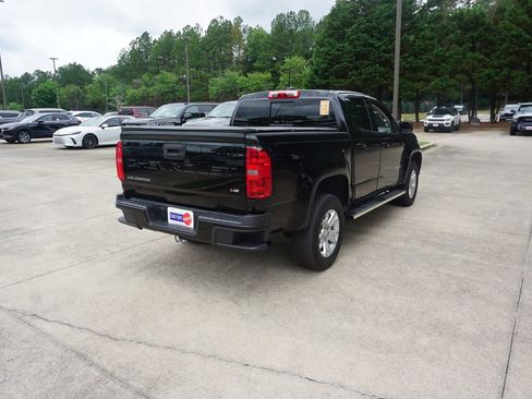 Used 2022 Chevrolet Colorado LT w/ Luxury Package RWD image 22