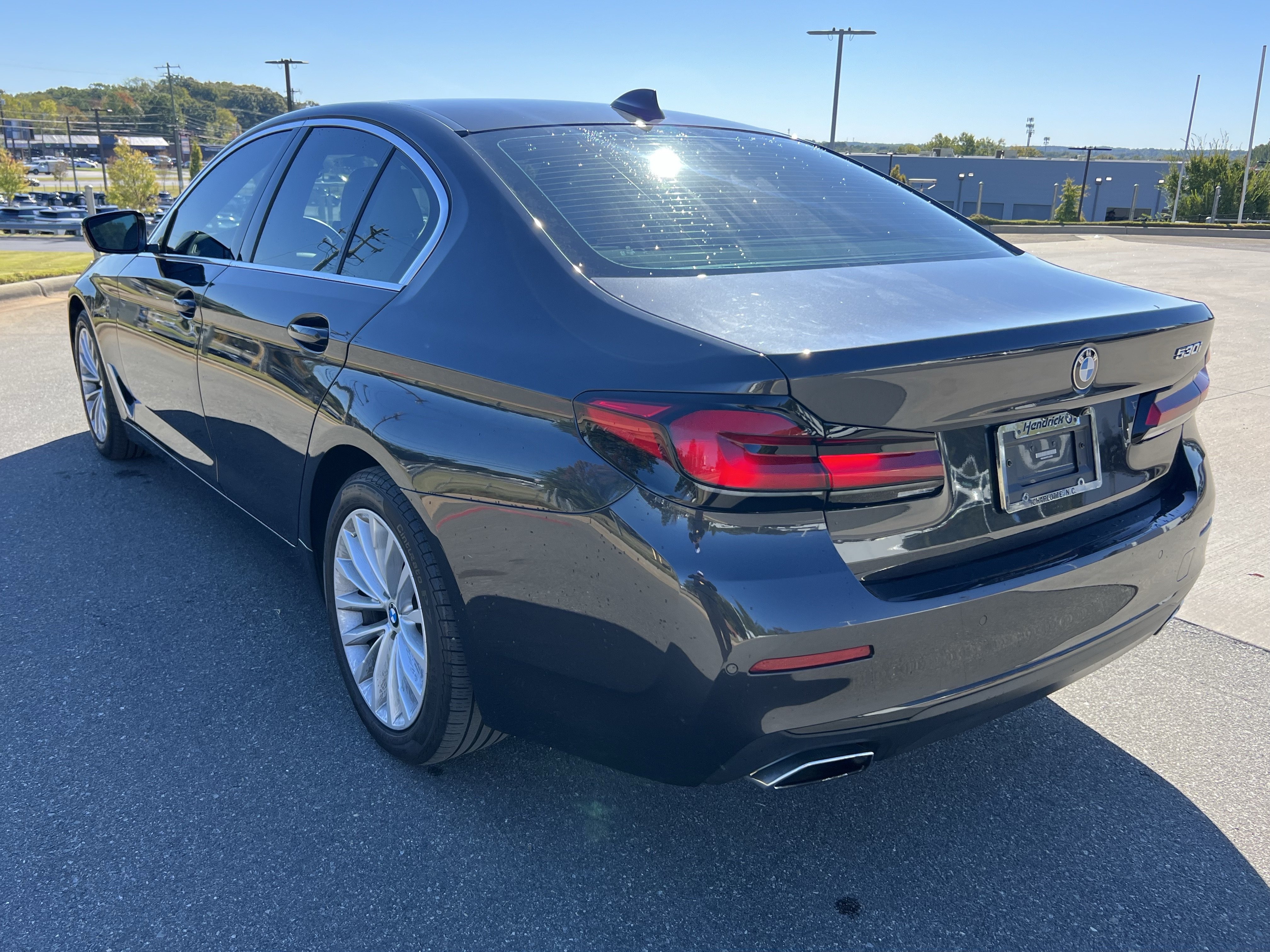 Used 2023 BMW 530i w/ Convenience Package RWD image 7