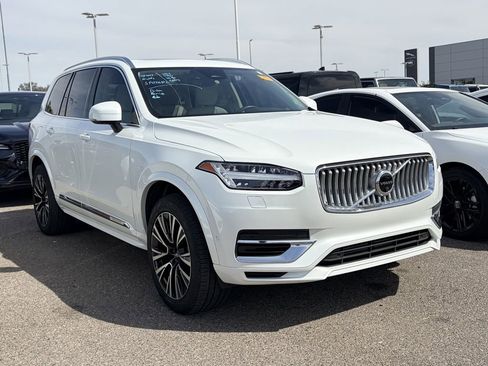 Used 2023 Volvo XC90 T8 Plus AWD/4WD image 4