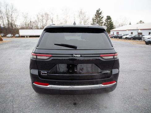 Used 2023 Jeep Grand Cherokee Laredo image 6