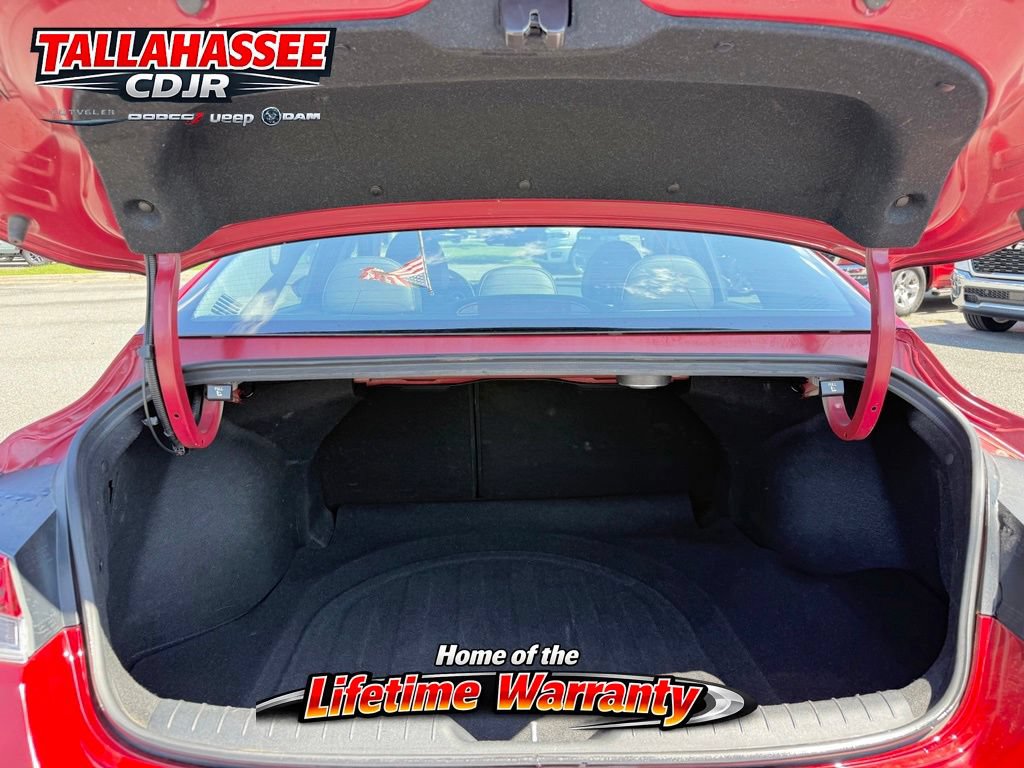 Used 2024 Hyundai Elantra Limited FWD image 15