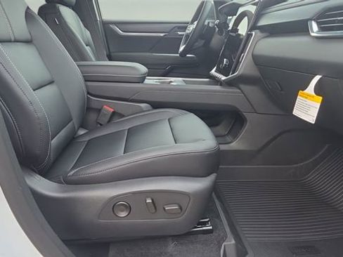 New 2026 GMC Acadia Elevation w/ Elevation Premium Package image 15