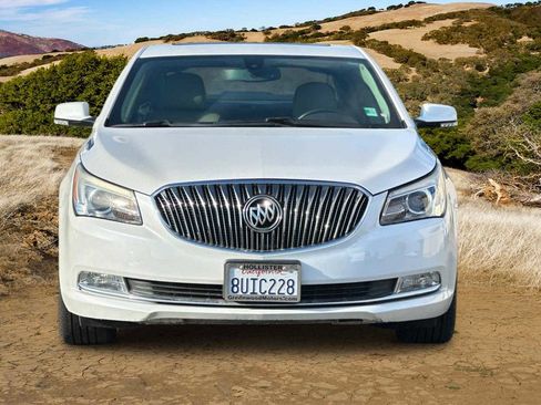 Used 2015 Buick LaCrosse Premium image 9
