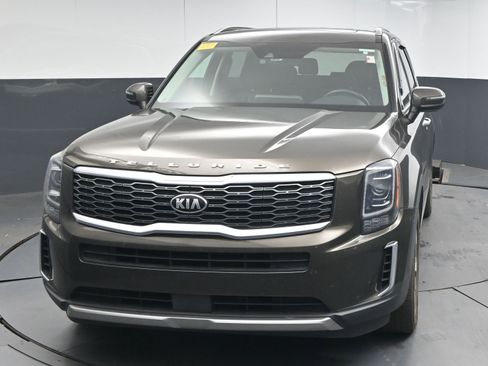 Used 2020 Kia Telluride S image 2