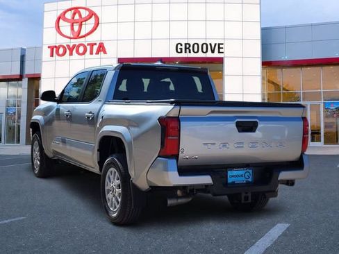Used 2024 Toyota Tacoma SR5 AWD/4WD image 3