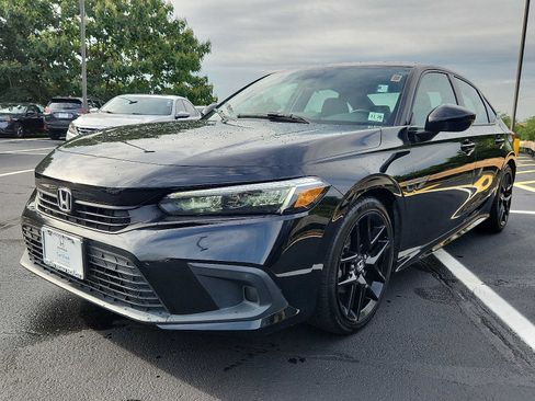Certified 2022 Honda Civic Sport image 3