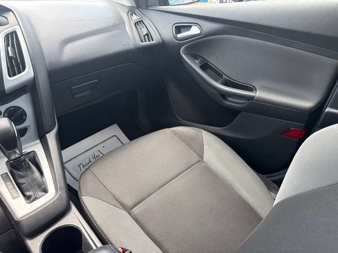 Used 2013 Ford Focus SE FWD image 14