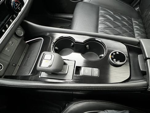 Used 2022 Nissan Rogue Platinum w/ Head-Up Display Package image 29