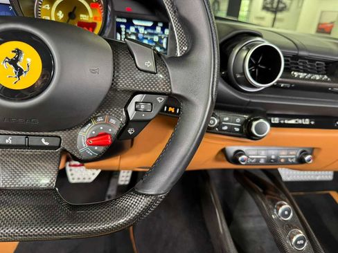 Used 2022 Ferrari 812 GTS image 24