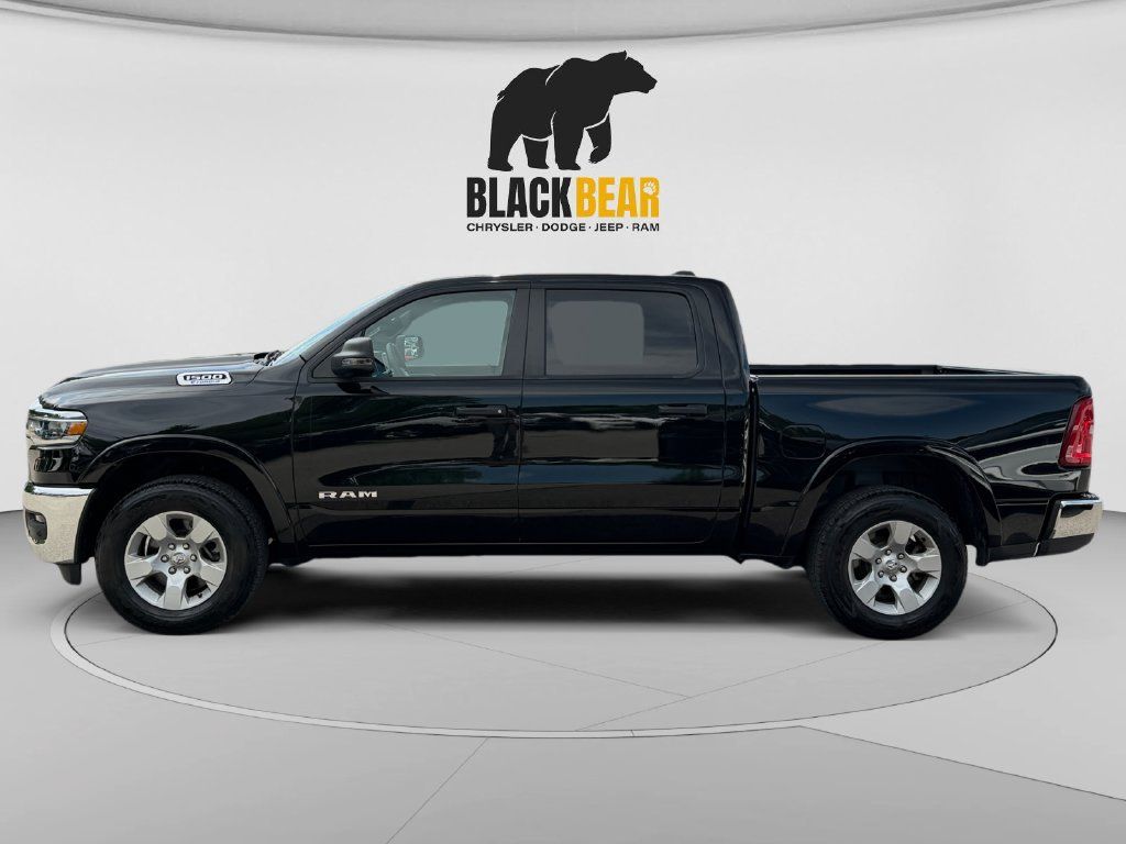 Used 2025 RAM 1500 Big Horn AWD/4WD image 6