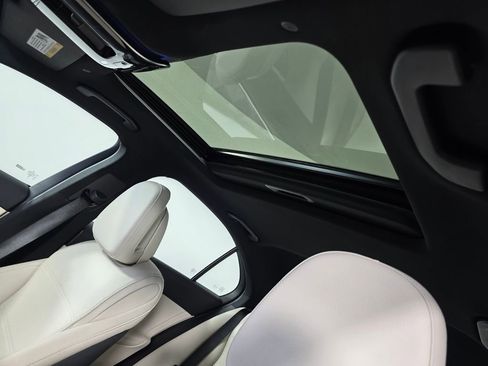 Certified 2025 Mercedes-Benz C 300 Sedan image 12