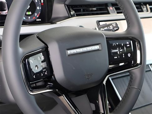 New 2026 Land Rover Range Rover Evoque Dynamic SE image 38