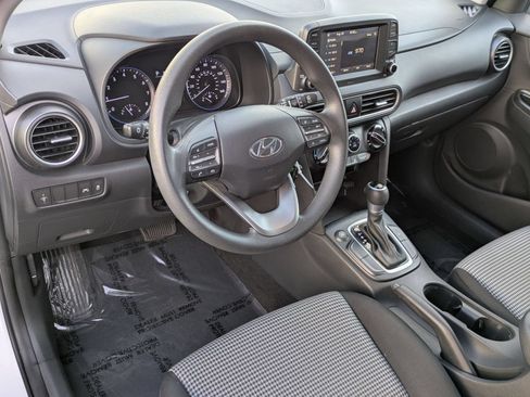 Used 2021 Hyundai Kona SE FWD image 16