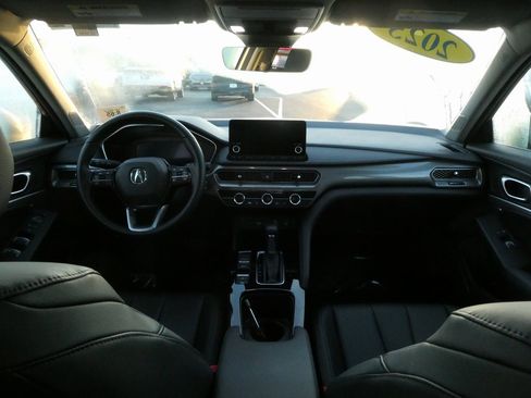 Used 2025 Acura Integra image 32