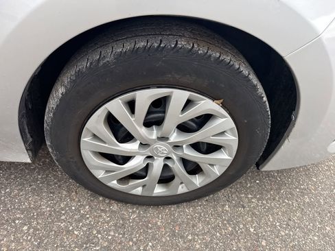 Used 2017 Toyota Corolla LE w/ Carpet Mat Package (TMS) image 12