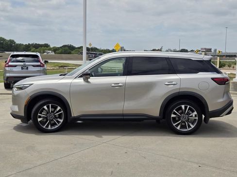 Used 2023 INFINITI QX60 Luxe w/ Cargo Package AWD/4WD image 3