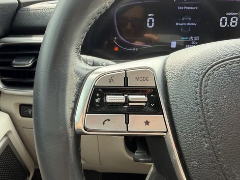 Certified 2023 Kia Telluride S w/ S Sunroof Package AWD/4WD image 29