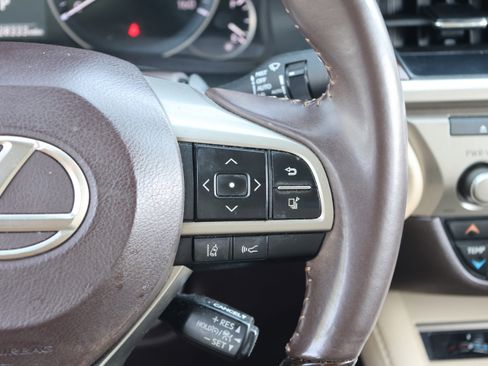 Used 2017 Lexus ES 350 w/ Premium Package FWD image 22