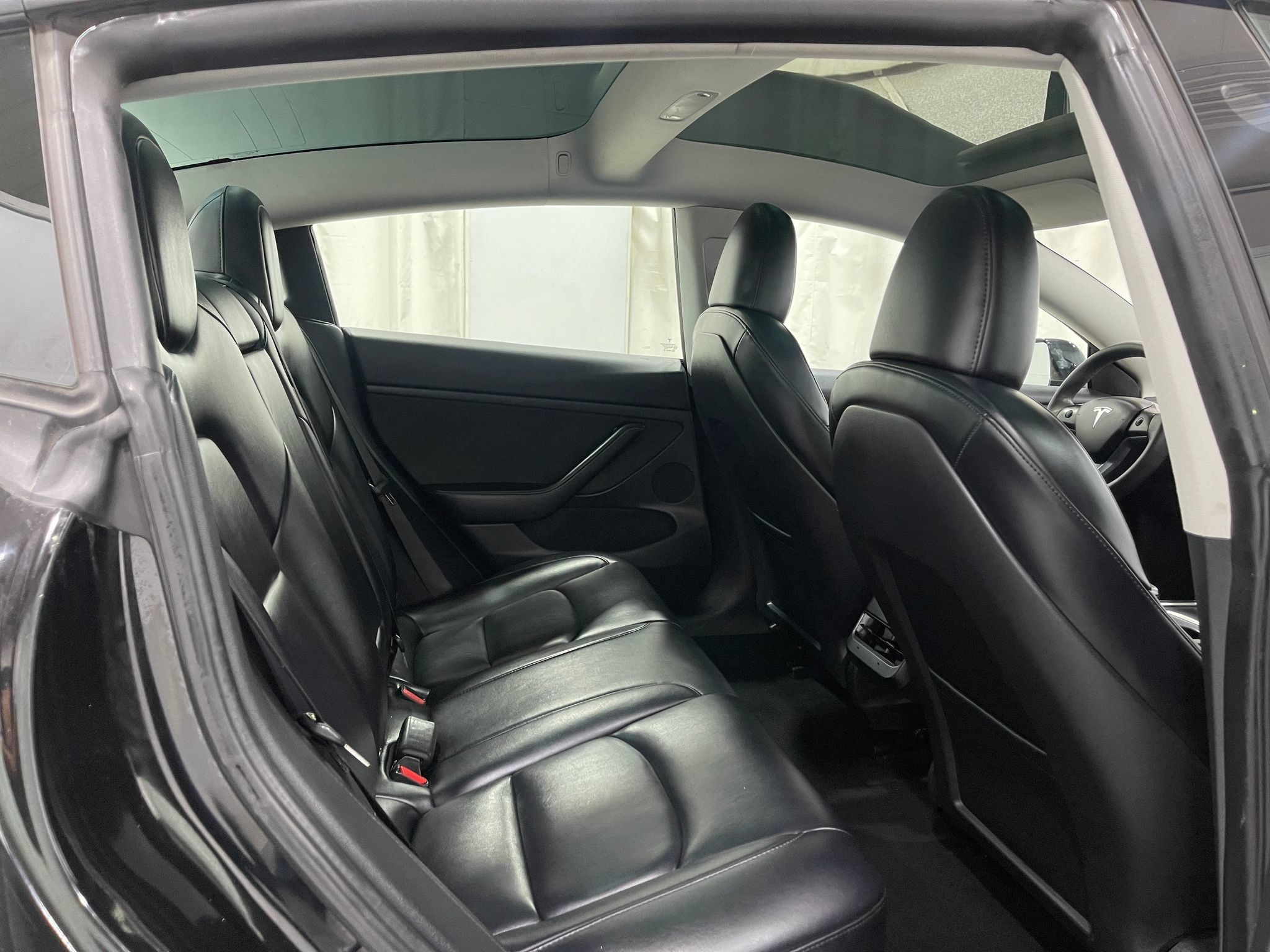 Used 2023 Tesla Model 3 Long Range AWD/4WD image 27