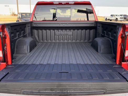 New 2026 GMC Sierra 1500 AT4 w/ AT4 Premium Package image 32