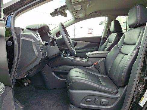 Certified 2024 Nissan Murano SV w/ SV Midnight Edition Package AWD/4WD image 14