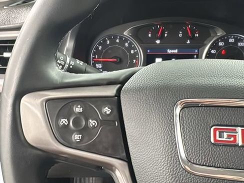 Used 2023 GMC Acadia AT4 image 24