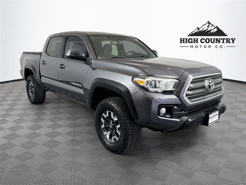 Used 2017 Toyota Tacoma TRD Off-Road w/ Premium & Technology Package AWD/4WD image 1