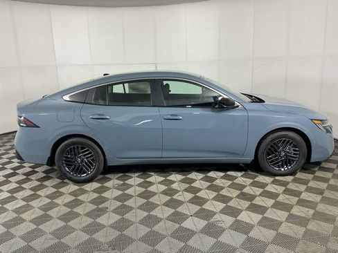 New 2026 Nissan Sentra SV w/ SV Convenience Package FWD image 8