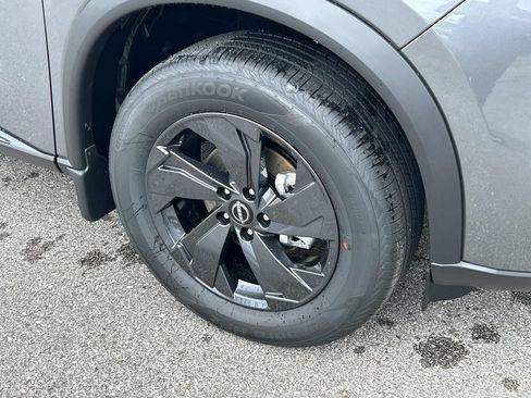 New 2026 Nissan Rogue SV AWD/4WD image 9